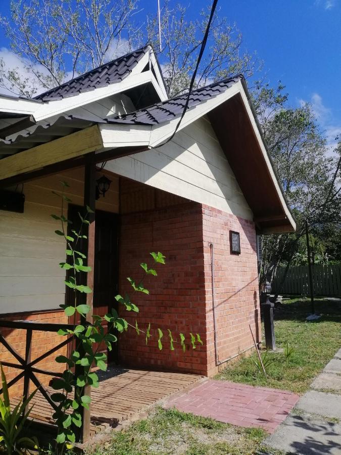 Api-Api Eco Chalet بانتايْ كوك الغرفة الصورة